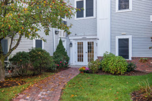 Beechtree Manor by Ridgefield Apartments West Entrance
